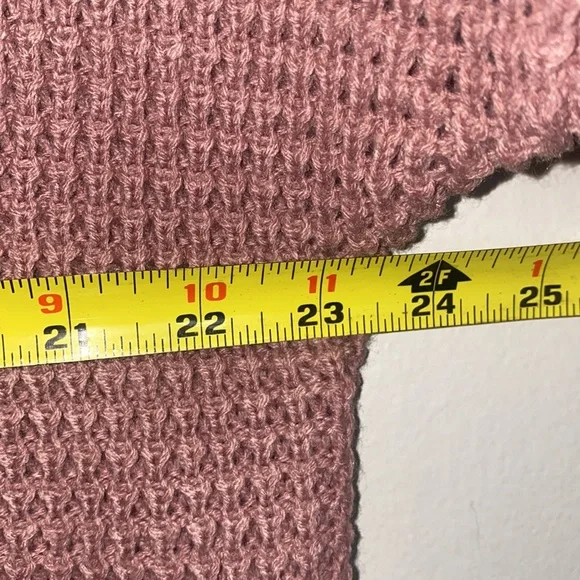 🍂NWT Oversized Lilac Sweater! - Picture 6 of 8